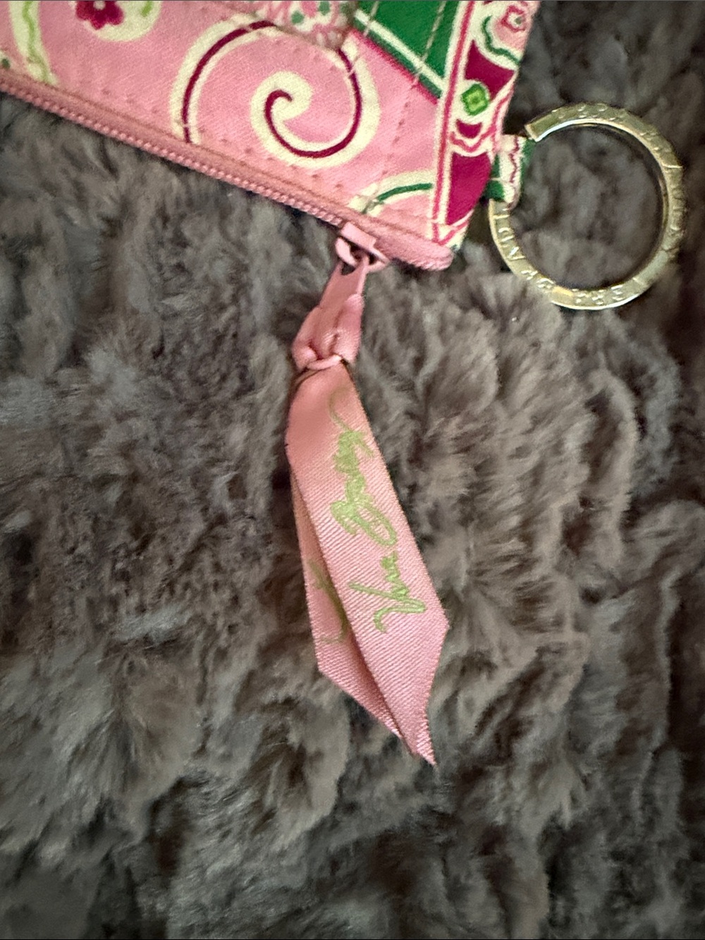 3 Vera Bradley Pink and Green Paisley Quilted cosmetic bags and card holder. - Picture 11 of 11